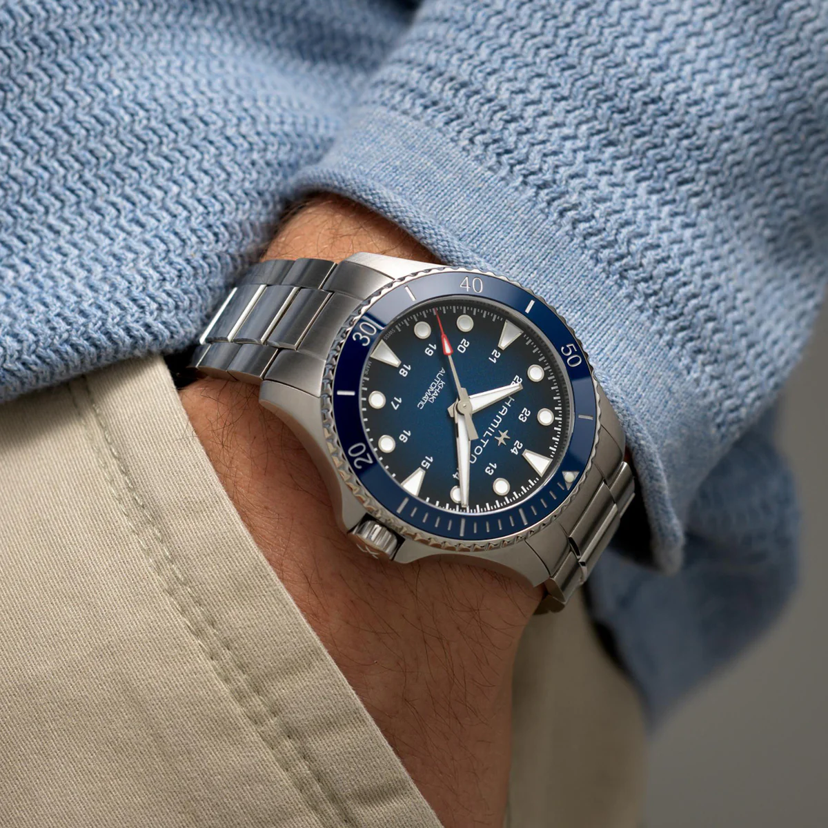 Hamilton - Khaki Navy 43 mm Scuba Automatic Blue Dial - H82505140 - Image 2
