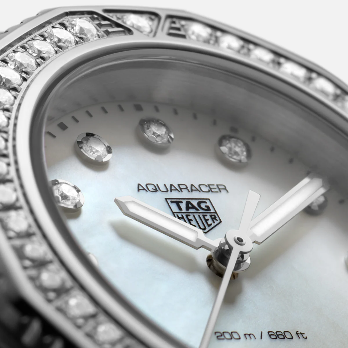 TAG Heuer - Aquaracer 30 mm Women's Professional Mother of Pearl Diamond Dial - WBP1417.BA0622 - Image 3